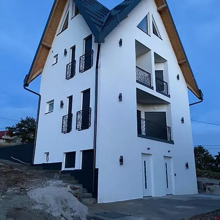 Anastasija Divčibare